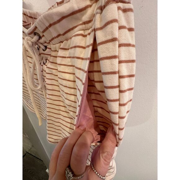 Jackson Rowe Stripe Shorts Small - Picture 4 of 5